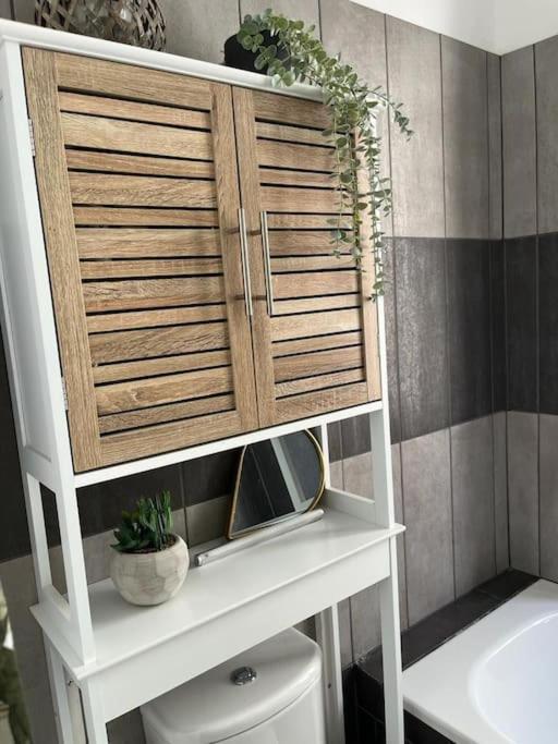 Grand Appartement Cosy Lumineux Saint-Maximin Exterior foto